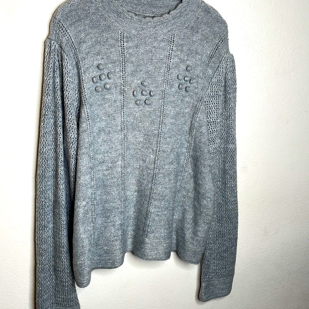 Lauren Conrad women’s Pom Pom sweater, soft gray with metallic threads, size 2X